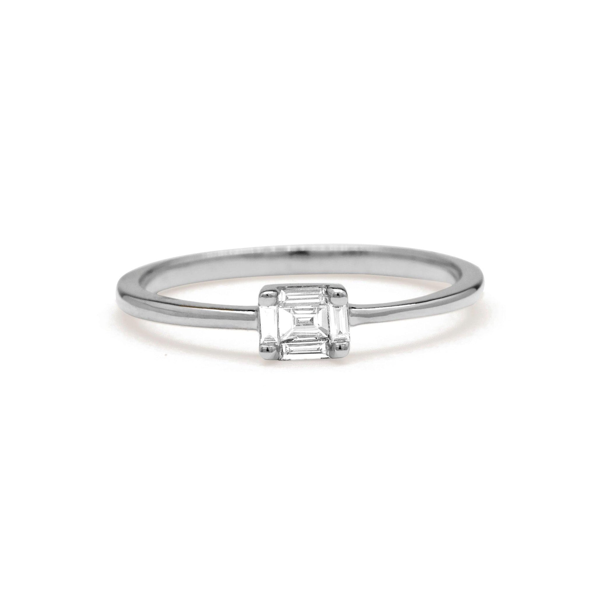 14k Gold Feature Baguette Diamond Ring - Aureli Jewelry